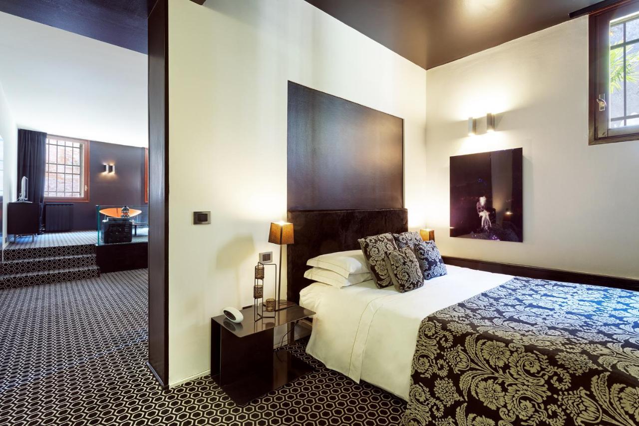 Charming House Iqs Apartment เวนิส ภายนอก รูปภาพ
