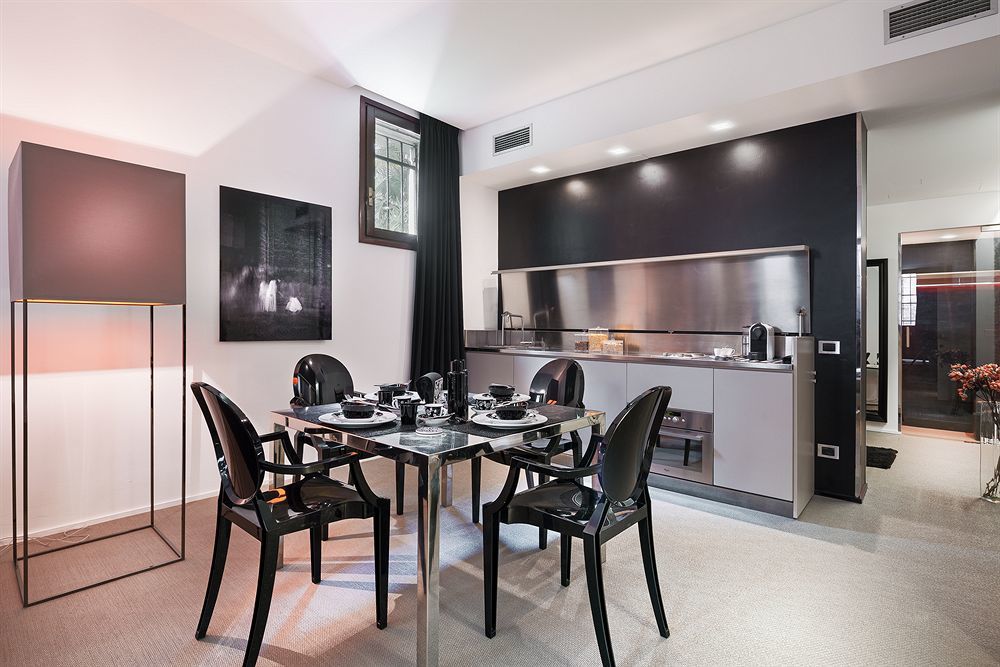 Charming House Iqs Apartment เวนิส ภายนอก รูปภาพ